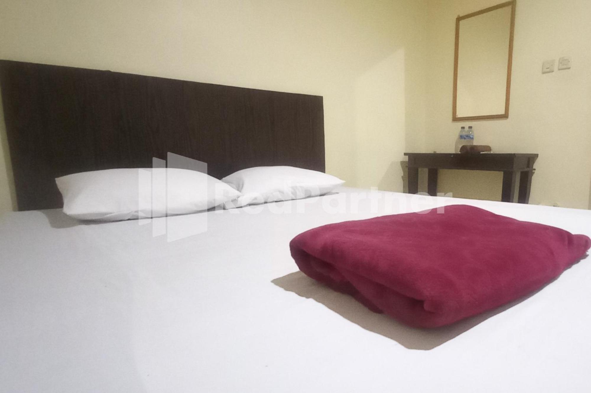 Hotel Palem 2 Syariah Malang Redpartner Exterior foto